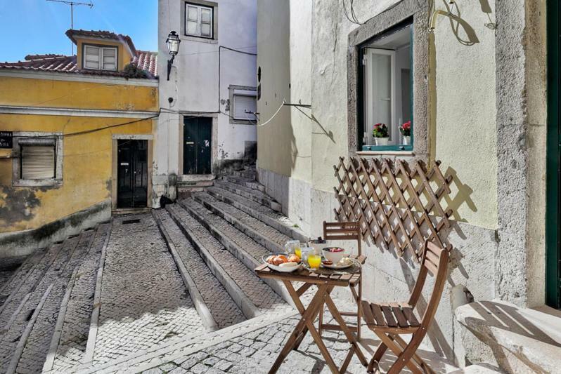 Апартаменты Alfama Cosy & Charming Лиссабон Экстерьер фото